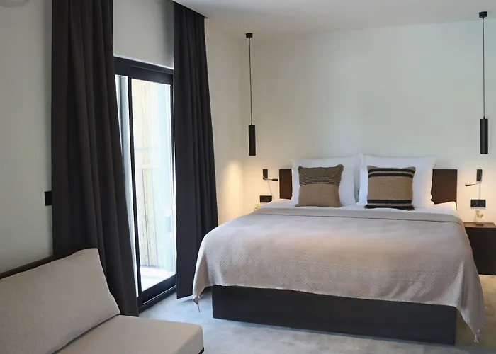 Balmy Hotel 4*